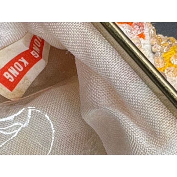 Vintage 50s Beaded Coin Change Purse Yellow Orange Hong Kong - Picture 3 of 5